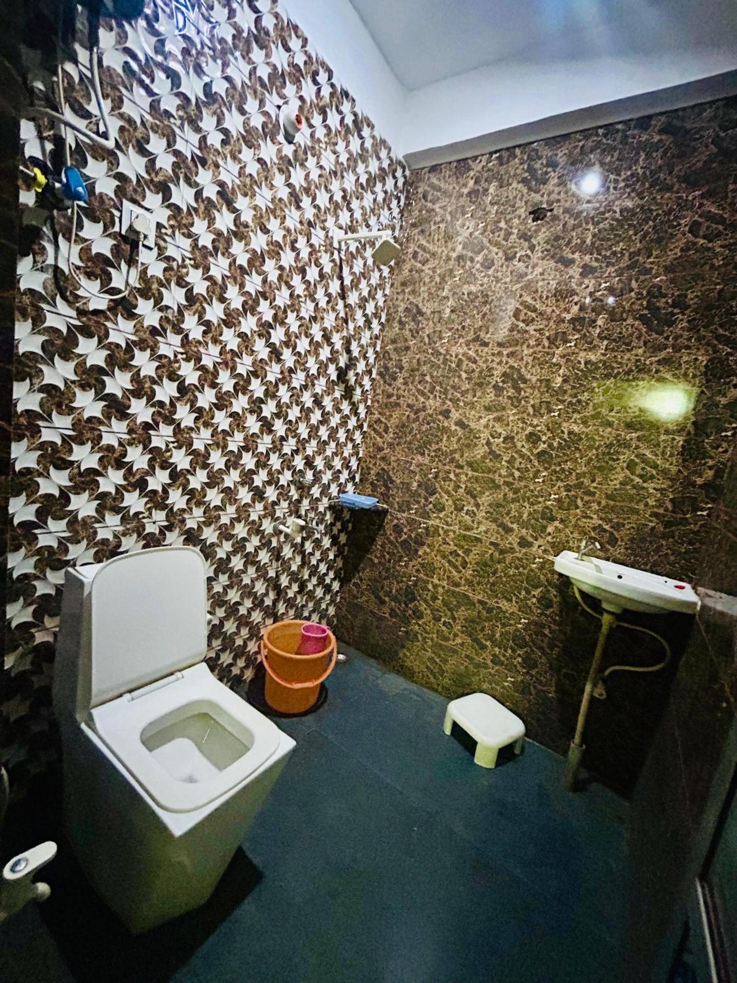 Milan Hotel & Restaurant Sikar Екстер'єр фото